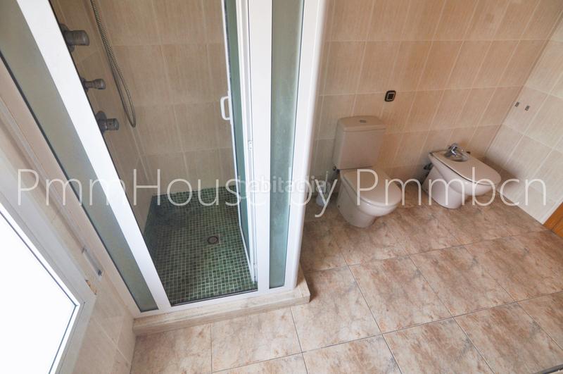 Foto 49e34e02-3b2c-4377-a164-70352db109fe. Casa con riscaldamento in Mediona