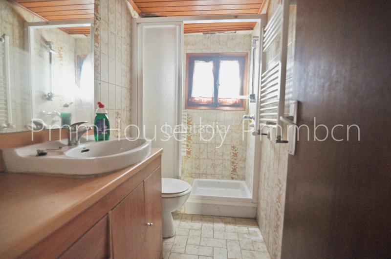 Foto 06b84cd0-e1d7-44e4-a44e-b4ceffe5fa70. Chalet en excelente estado con vistas en Mediona