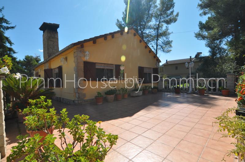 Foto 1819d00a-1cb4-455d-a906-5fc3e7f99f24. Chalet en excelente estado con vistas en Mediona