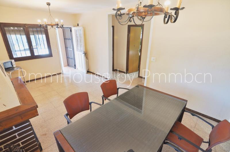 Foto bc1725a3-d13a-40b5-aab1-7466c4fa14e4. Chalet en excelente estado con vistas en Mediona