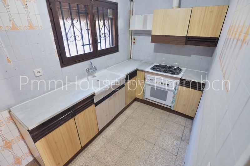 Foto c0857a8e-5665-4398-b00c-ec8cb4a7d0a5. Chalet en excelente estado con vistas en Mediona