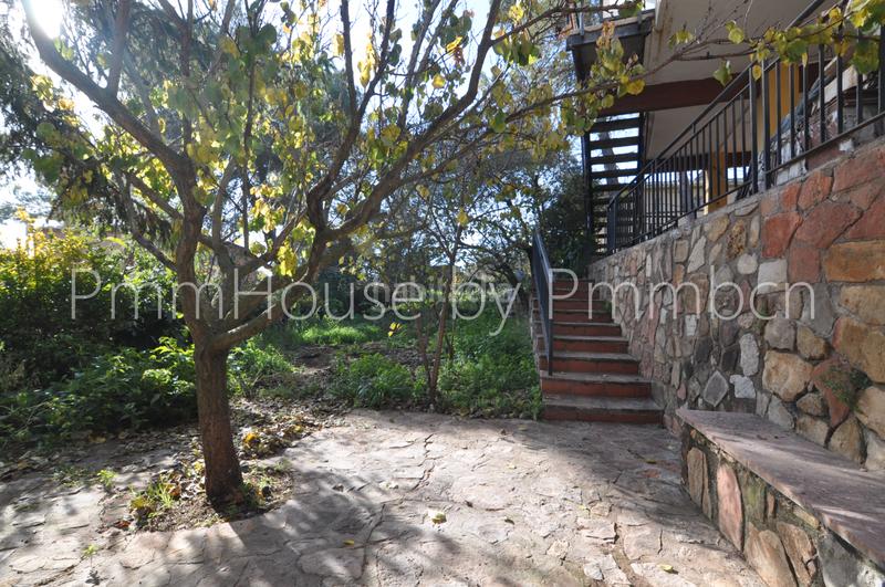 Foto e68a4f0d-2ee1-4bb9-8b04-94952a9320ef. Chalet en excelente estado con vistas en Mediona