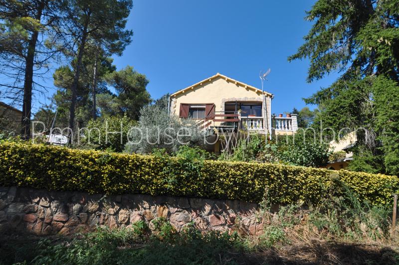 Foto ee736e5b-706e-4ace-9ff3-72114c116762. Chalet en excelente estado con vistas en Mediona