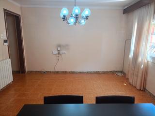 Flat in Can Boada. Piso en buen estado de conservación