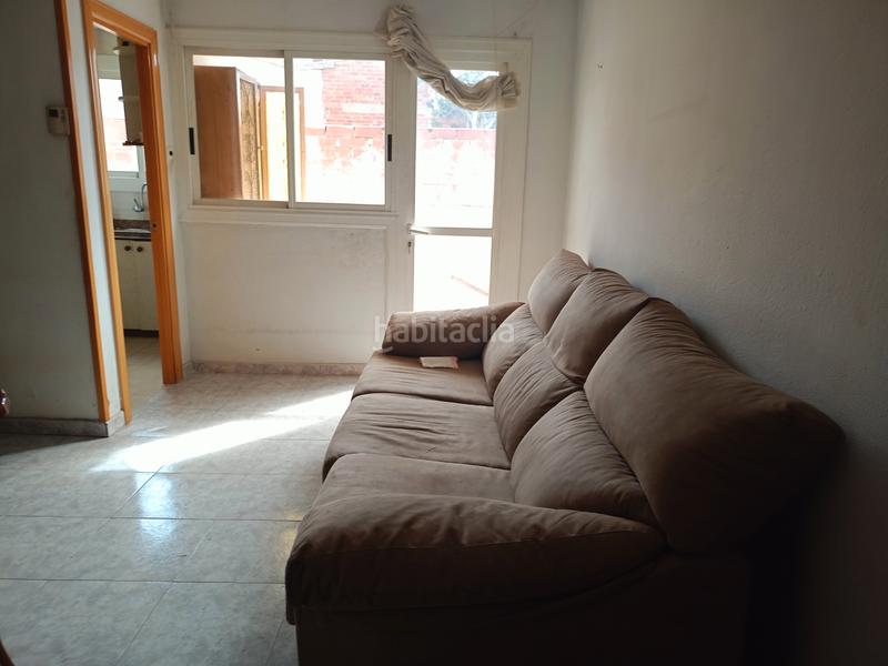 Foto 2c0486af-45ff-451c-81ae-1580fd37a883. Local comercial amb calefacció a Les Arenes - La Grípia - Can Montllor Terrassa