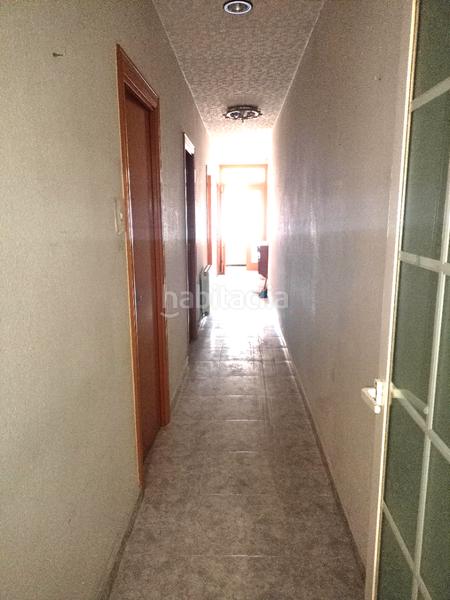 Foto 9cb24014-253b-4e83-a5bd-d4f35f678f30. Local comercial amb calefacció a Les Arenes - La Grípia - Can Montllor Terrassa