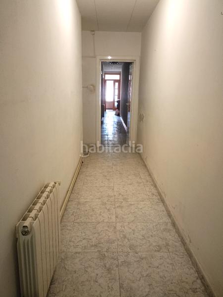 Foto f4d338a6-6d1e-4e0f-a00a-7c607c7fea60. Local comercial amb calefacció a Les Arenes - La Grípia - Can Montllor Terrassa