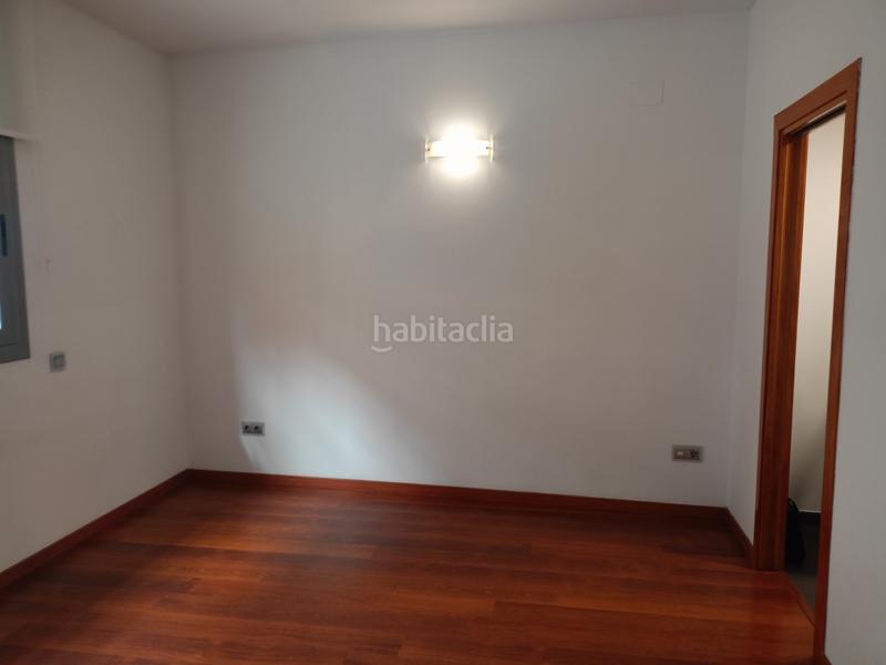 Foto d4095a44-072f-4efe-a3ad-c517f83afc40. Rent flat with heating parking in San Pere Terrassa