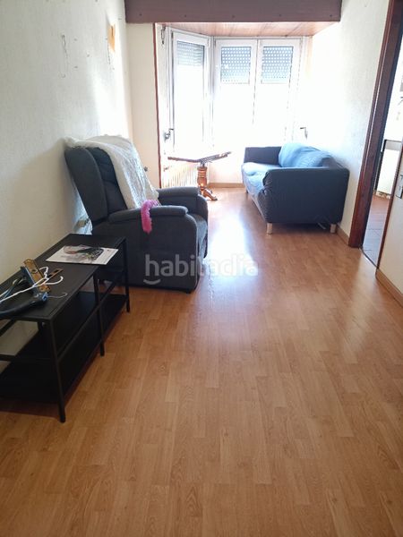 Foto a1f9422e-bab3-4dff-a8ce-818a609d8751. Casa adossada amb calefacció a Ca n'Aurell Terrassa