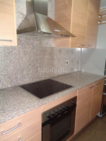 Foto c0860cbd-1cb0-4b2a-9c8f-d5e3bd65ac60. Planta baixa amb calefacció aparcament a Segle XX Terrassa
