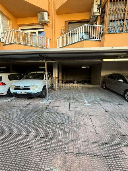 Foto 104cac2b-f02a-44dd-bbdd-f08fe7438c19. Parking coche en Sagrada Família Barcelona