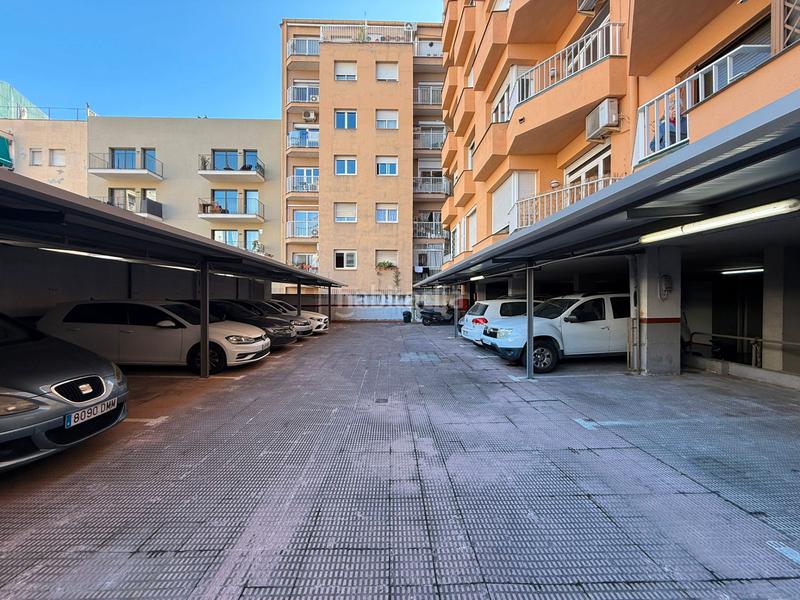 Foto 3facfa2f-8c02-4af0-92c9-f990ee98be28. Parking coche en Sagrada Família Barcelona