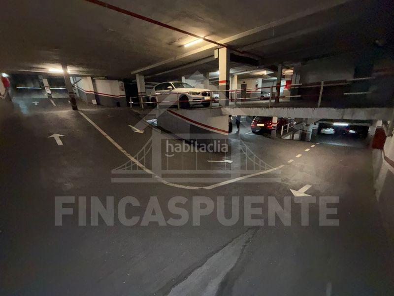 Foto 2f4af38f-8290-40b7-9e83-0a088c0ac7e9. Parking coche en Baix Guinardó Barcelona