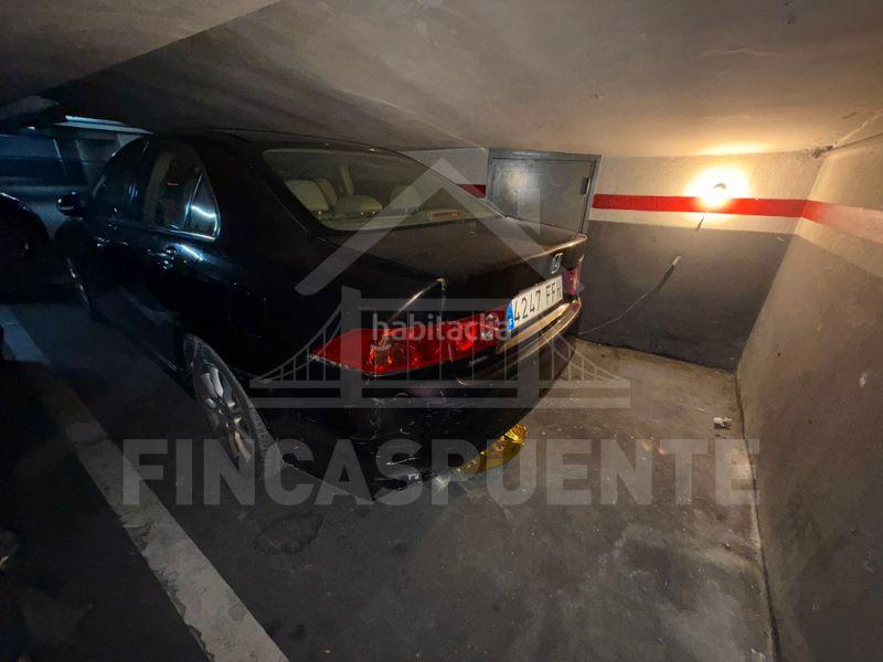Foto 74cd54a7-e703-453a-a7b0-fd16345af84e. Parking coche en Baix Guinardó Barcelona