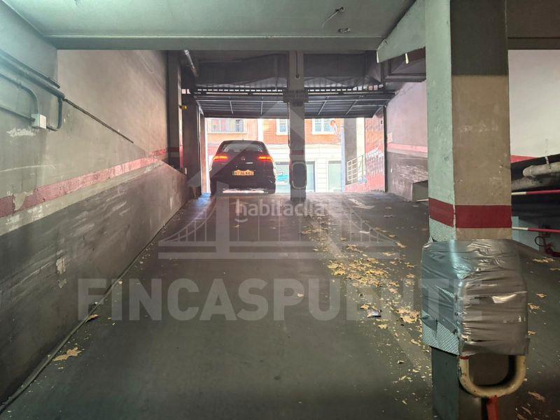 Foto 244633aa-1d6a-4cb2-941d-9cf6aef4aaa3. Posto auto in Baix Guinardó Barcelona