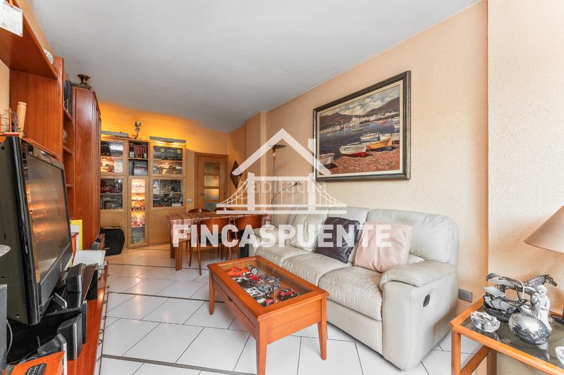 Foto 589971c5-f349-4bf8-8100-74327ad07070. Appartamento con riscaldamento in El Camp de l´Arpa del Clot Barcelona