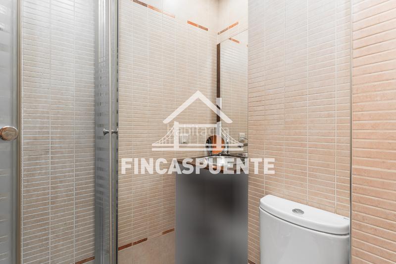 Foto f3a95833-4fcd-48c2-8fbe-55d15bb26979. Piso en El Camp de l´Arpa del Clot Barcelona