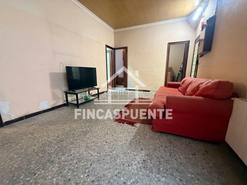 Foto 0b543a85-1a3a-408b-91f5-6817e11c2220. Appartement dans El Camp de l´Arpa del Clot Barcelona