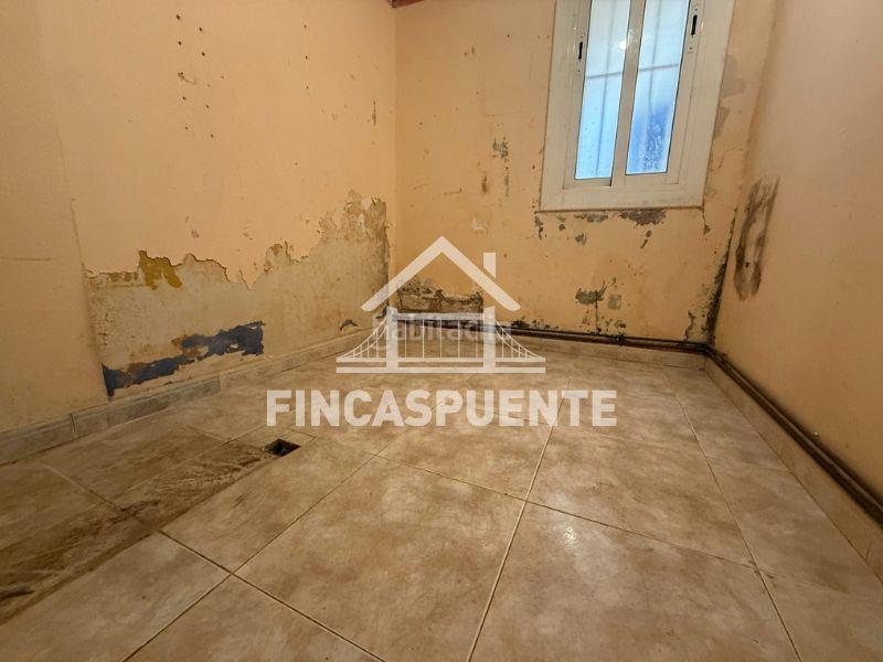 Foto 29b2d723-6b9c-4d18-8306-60b11186f3c2. Appartement dans El Camp de l´Arpa del Clot Barcelona