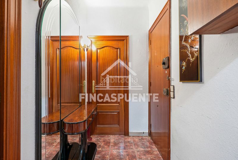 Foto e9a016f6-fc8a-40fd-9b12-fb441593a3d5. Pis a El Camp de l´Arpa del Clot Barcelona