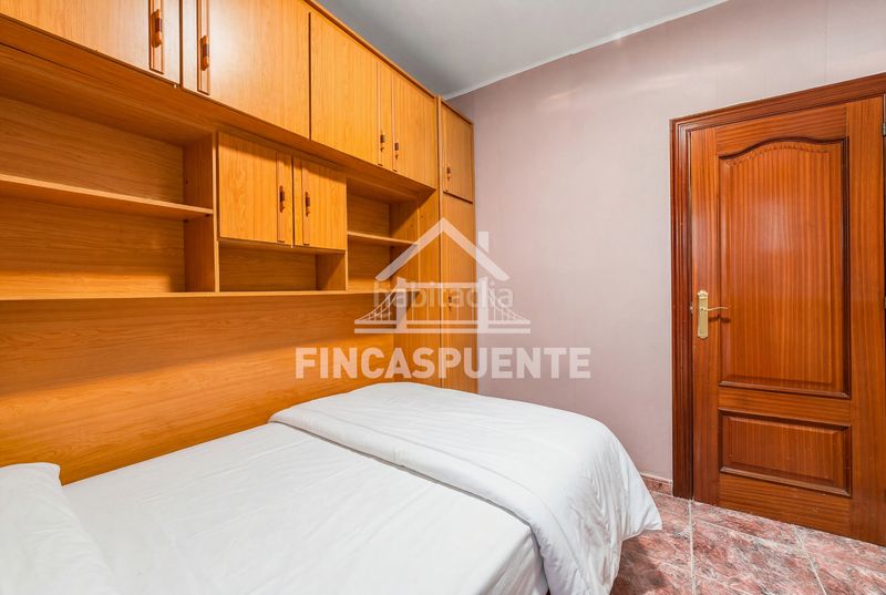 Foto f0142589-d734-4721-88de-55ece0b075a2. Pis a El Camp de l´Arpa del Clot Barcelona