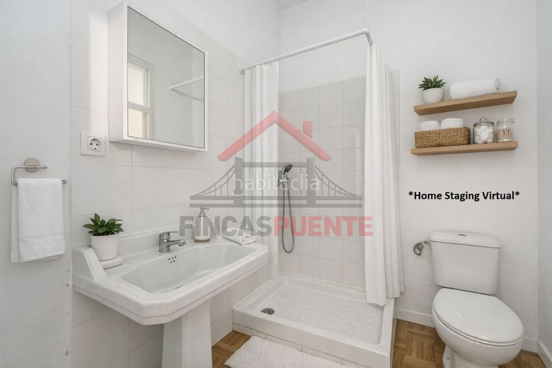 Foto 5d776c6b-a6e5-4dd5-8c55-82697203bec7. Estudi a El Camp de l´Arpa del Clot Barcelona