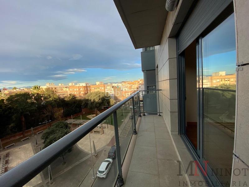 Foto 1625770b-240a-48b9-a79f-ed4288c4e0b7. Rent flat with parking in Piscinas Villarreal / Vila - real