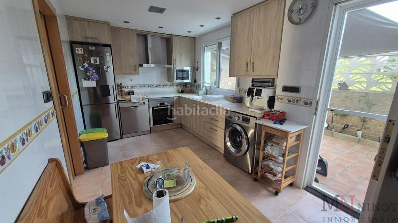 Foto 13858455-9e2d-46fc-8053-9a6706aedb84. House with parking in Playa-Ben Afeli Almazora / Almassora