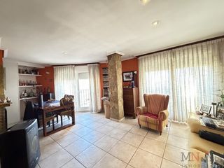 Pis  Manuel azana. Castell�npiso