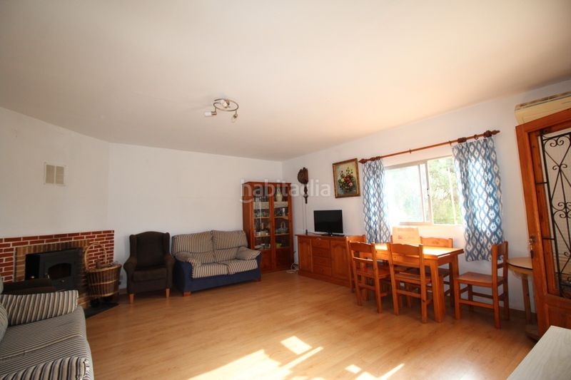 Foto ee8a1406-4cbd-480d-8a1d-dcff55b29d2c. Casa amb xemeneia piscina a Els pla de na Tesa Marratxí