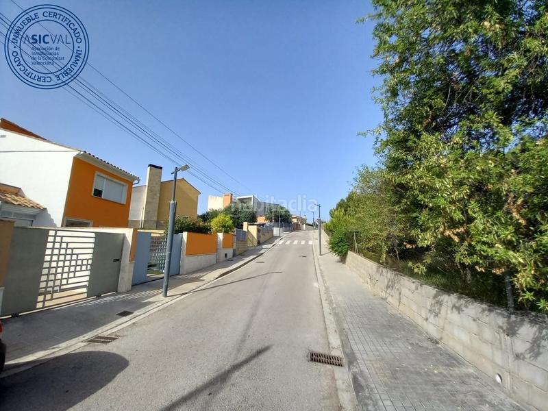 Foto 054f5b9c-fe09-4932-b974-ee13495ec99d. Terreno residenziale in Monserrat