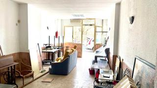 Local commercial à Sant Isidre. En venta local comercial en valencia