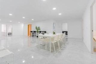 Appartement à Plaza Illes Columbretes. Coliving   ideal inversionistas