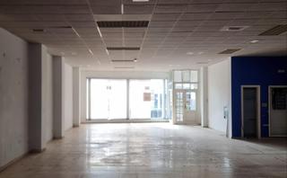 Geschäftsraum in Tavernes de la Valldigna. Local comercial de 600 m en tavernes de la valldigna