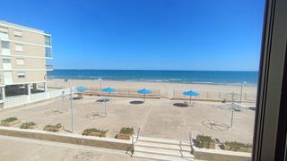 Apartament a El Perellonet. Vive frente al mar en un entorno exclusivo!