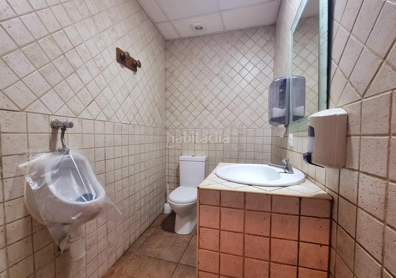 Foto a20ab7cc-f91c-46b0-bd86-05a192c5c17a. Geschäftsraum in Oliva playa Oliva