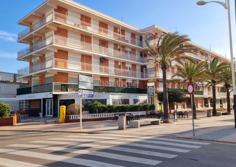 Foto e35d4089-c3b4-460b-a53e-647cc43c6208. Geschäftsraum in Oliva playa Oliva