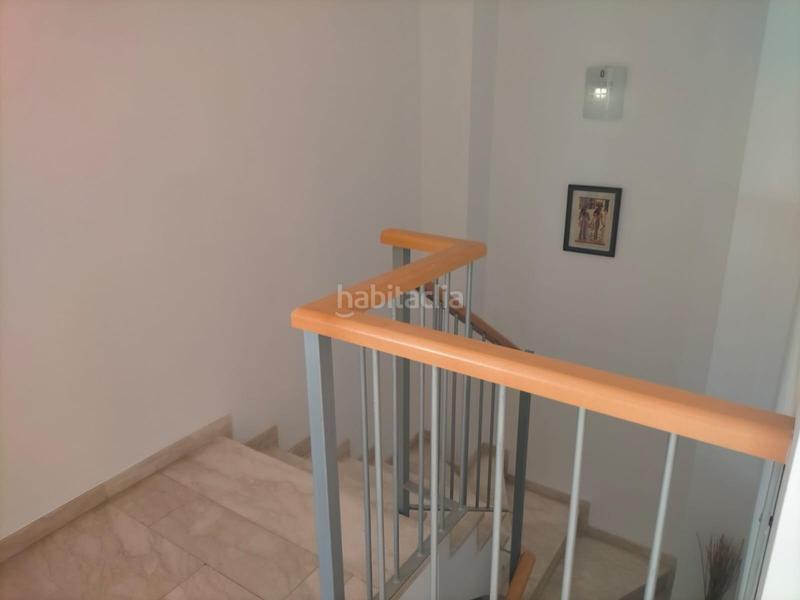 Foto 0182e420-2a62-42d2-a3a5-e85ae6db000e. Casa bifamiliare con riscaldamento parcheggio in Park Nord - Casona Gandia