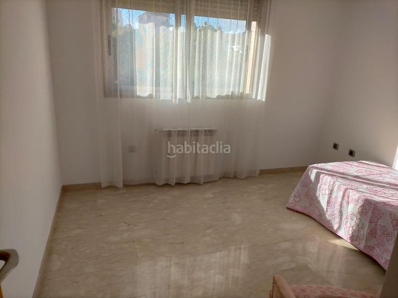Foto 3e9f3bc5-8698-4abb-be38-c700fd70bfa3. Casa bifamiliare con riscaldamento parcheggio in Park Nord - Casona Gandia