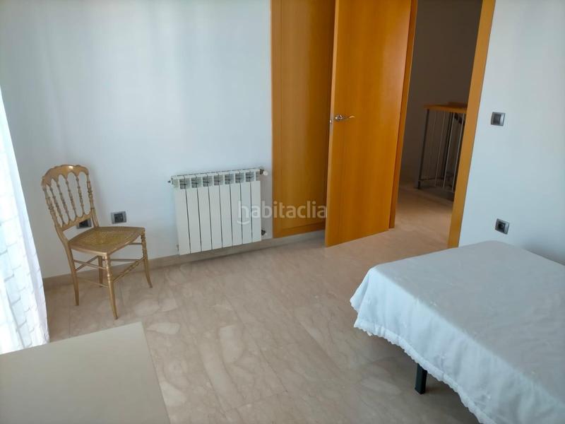 Foto 476cd345-04d5-4359-948f-bfb7dcd4cd13. Casa bifamiliare con riscaldamento parcheggio in Park Nord - Casona Gandia