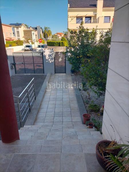 Foto 835c0ec2-d769-44fb-8e8d-119d604b2ac8. Casa bifamiliare con riscaldamento parcheggio in Park Nord - Casona Gandia