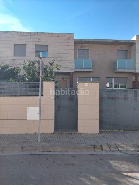 Foto 9d08ee1b-0b57-4e32-8381-81d83225e088. Casa bifamiliare con riscaldamento parcheggio in Park Nord - Casona Gandia