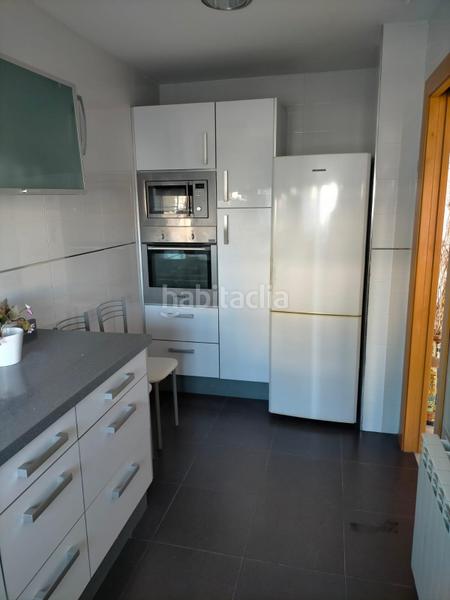 Foto ba5dc468-cec9-4619-8cb9-a7834d01809a. Casa bifamiliare con riscaldamento parcheggio in Park Nord - Casona Gandia