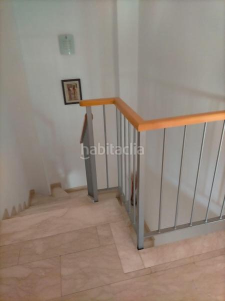 Foto bfcc3dc3-fe1f-4843-be21-e92a728a9f95. Casa bifamiliare con riscaldamento parcheggio in Park Nord - Casona Gandia