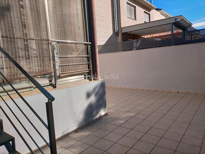 Foto c5767022-807e-48ef-a6d8-9b357de37a4b. Casa bifamiliare con riscaldamento parcheggio in Park Nord - Casona Gandia
