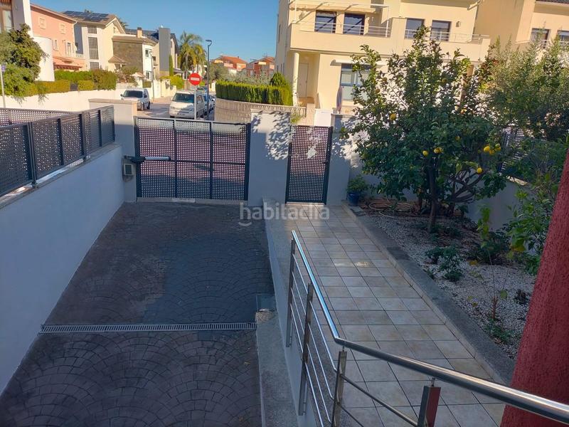 Foto c97c2cdc-eb09-4f49-afc7-50d829ffc56c. Casa bifamiliare con riscaldamento parcheggio in Park Nord - Casona Gandia