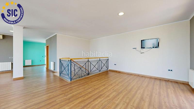 Foto e99a4cc1-135d-4b83-bcf0-ae8888539d2b. Casa pareada adosado exclusivo en canet de berenguer pueblo más de 500 m de confort, diseño y espacio en Canet d´en Berenguer