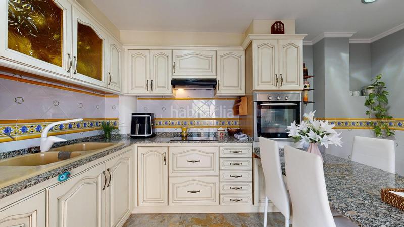 Foto 76c12468-8034-4983-91e5-fab857979c6d. Casa adossada a El Alborgí Paterna