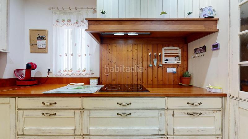 Foto bee84fbe-5776-428e-bd16-075301a238e9. Casa adossada a El Alborgí Paterna