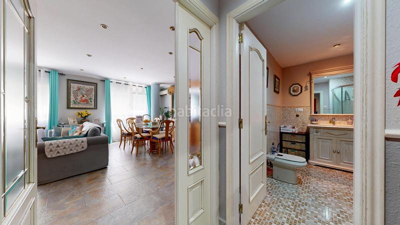 Foto f46eeff1-bce1-4be3-99e9-cc9bc3a56c35. Casa adossada a El Alborgí Paterna